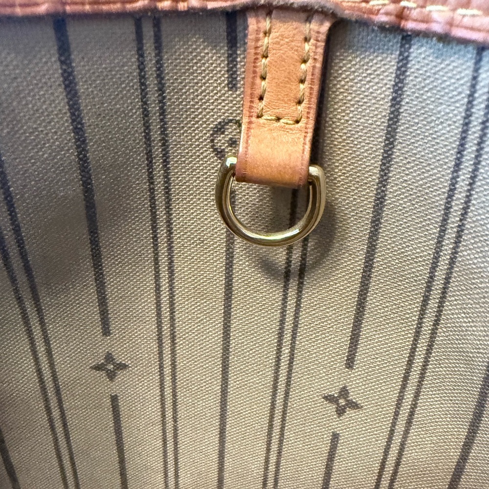 Louis Vuitton Classic Monogram Neverfull MM Tote - Picture 12 of 12